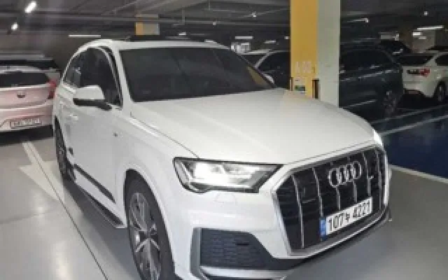 수원믿을수있는중고차사이트 Q7 (4M) 50 TDI 콰트로 프리미엄 매물 사진 16 - 2022/08 91,311km